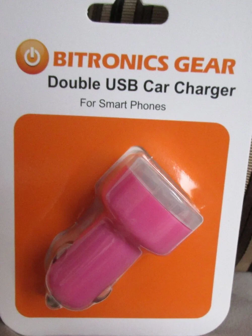 NWT dual USB car charger